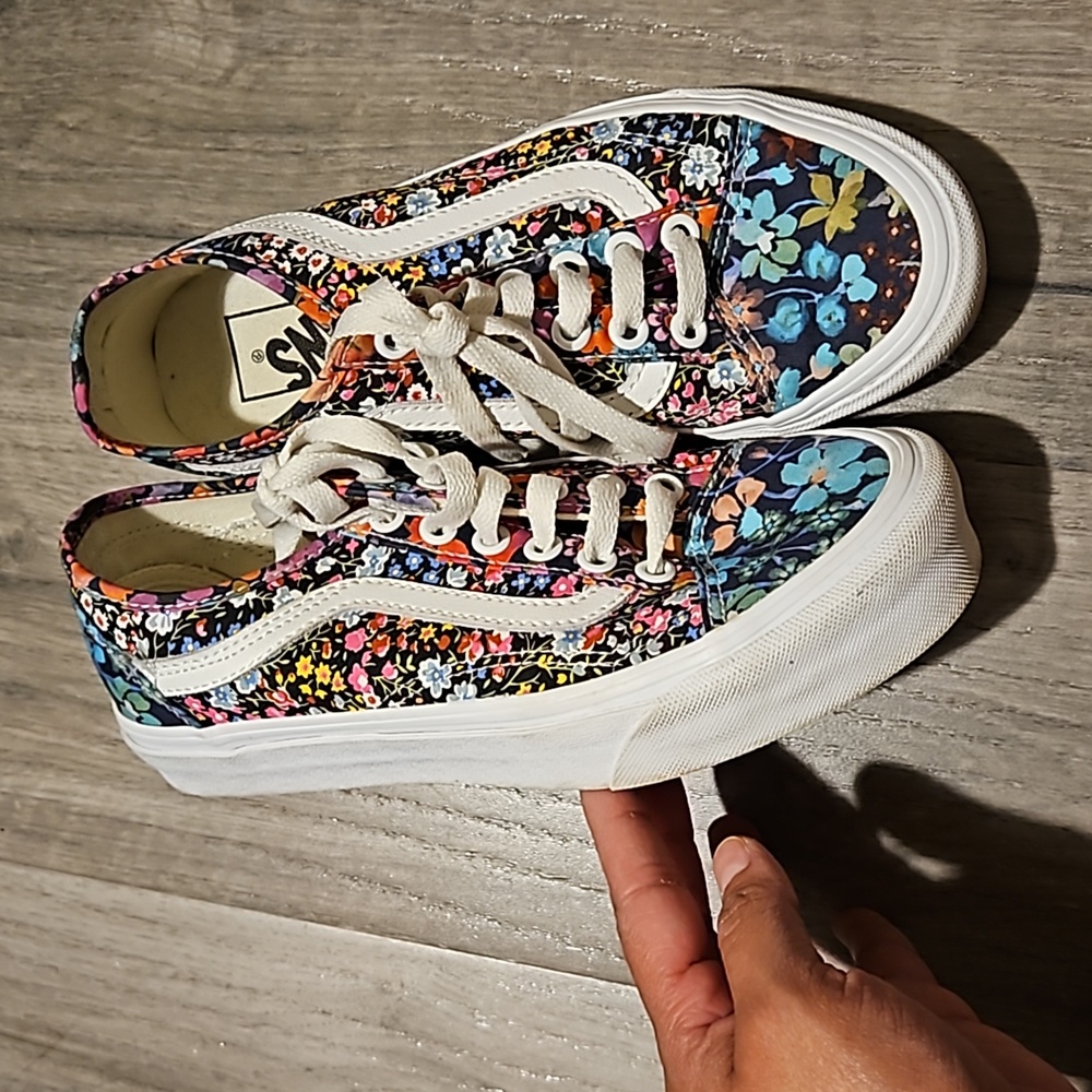 Girls Flower Vans